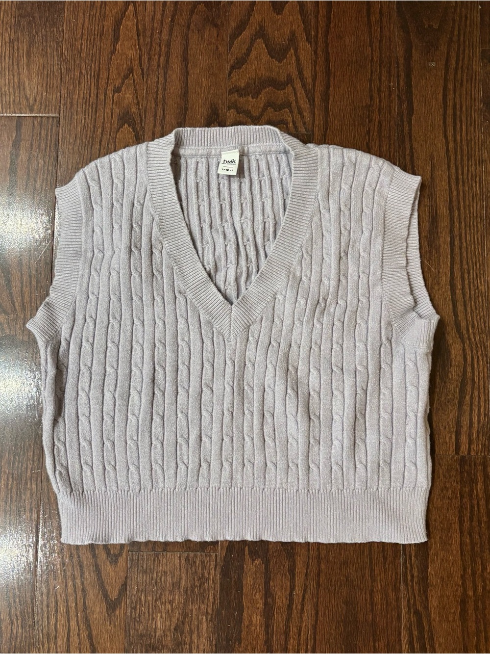 Cable Knit V-Neck Sweater Vest in Light Lavender